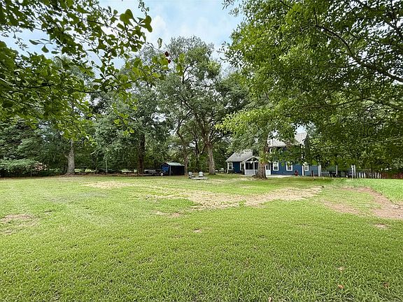 3rd image of 195 Tupalo Dr