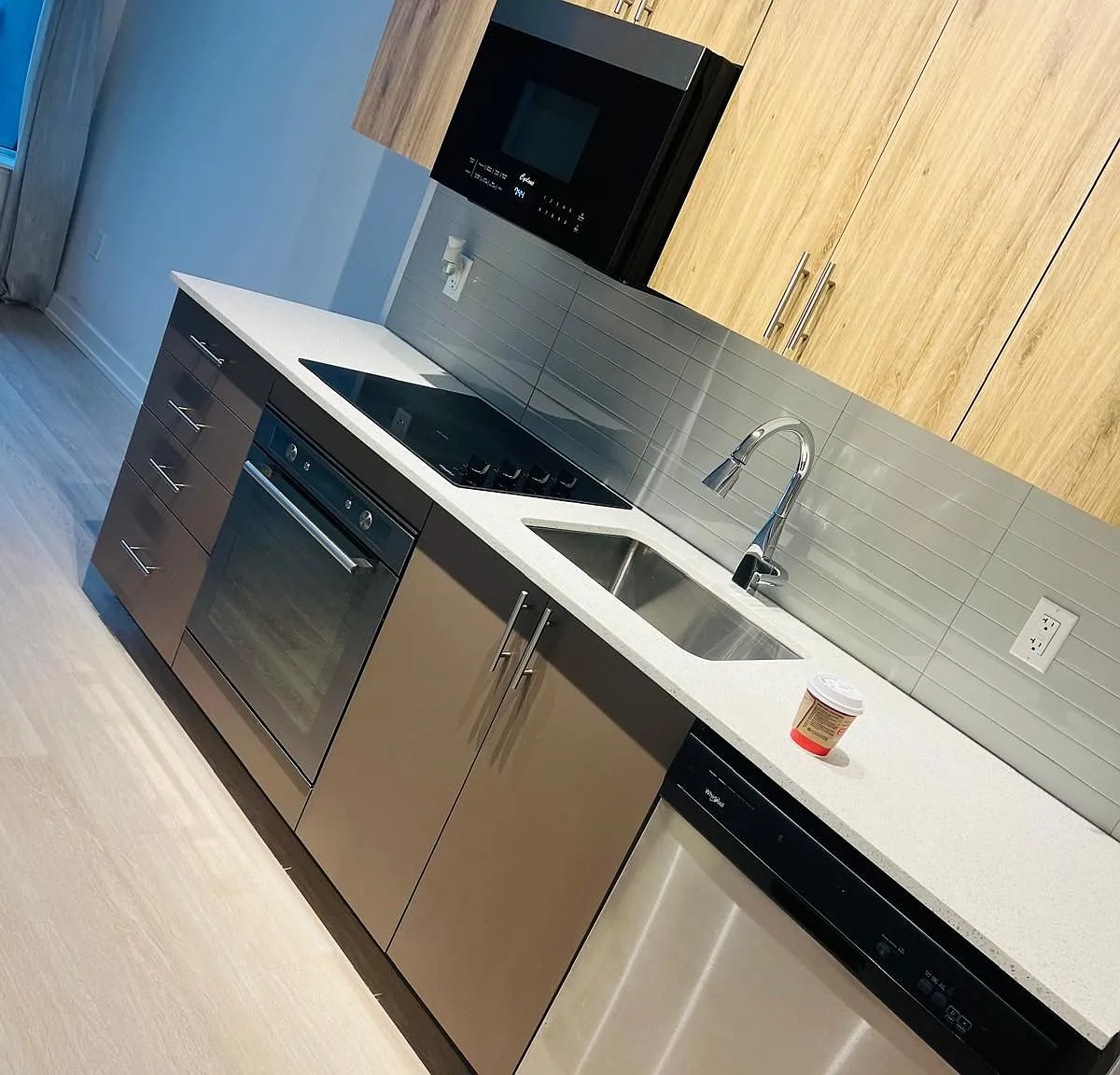 2 bed, $2,000 — Photo 2
