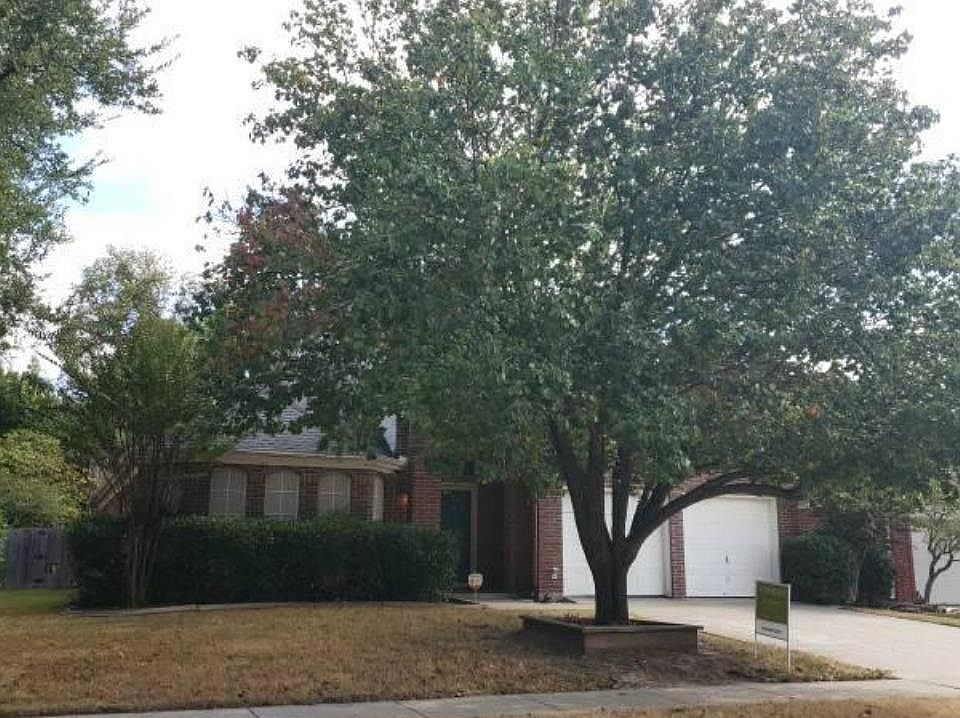 1st image of 625 Oakbrook Dr