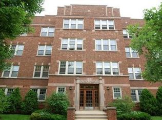 125 Clinton Ave #1U, Oak Park, IL 60302