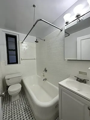 Rented by City Connections Realty | media 21