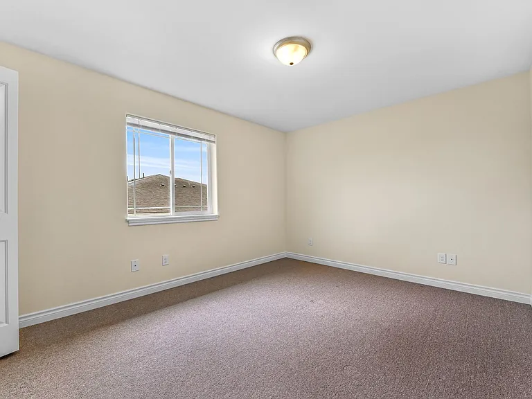 5760 Legoe Ave — Photo 22