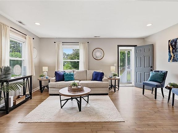 5th image of 4207 Neptune Ave