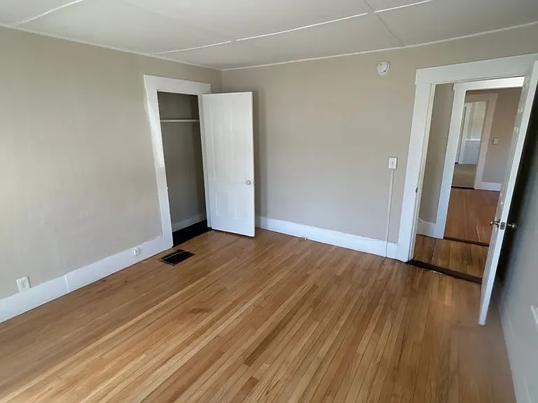 21 Lincoln Street — Photo 4