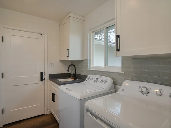 10828 Davis Rd, Wilton, CA 95693