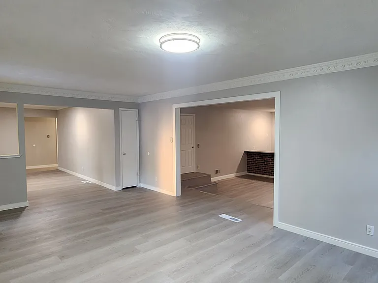 3022 N Francisco Way — Photo 6