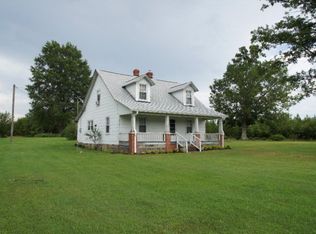 135 Carrington Rd, Red Oak, VA 23964