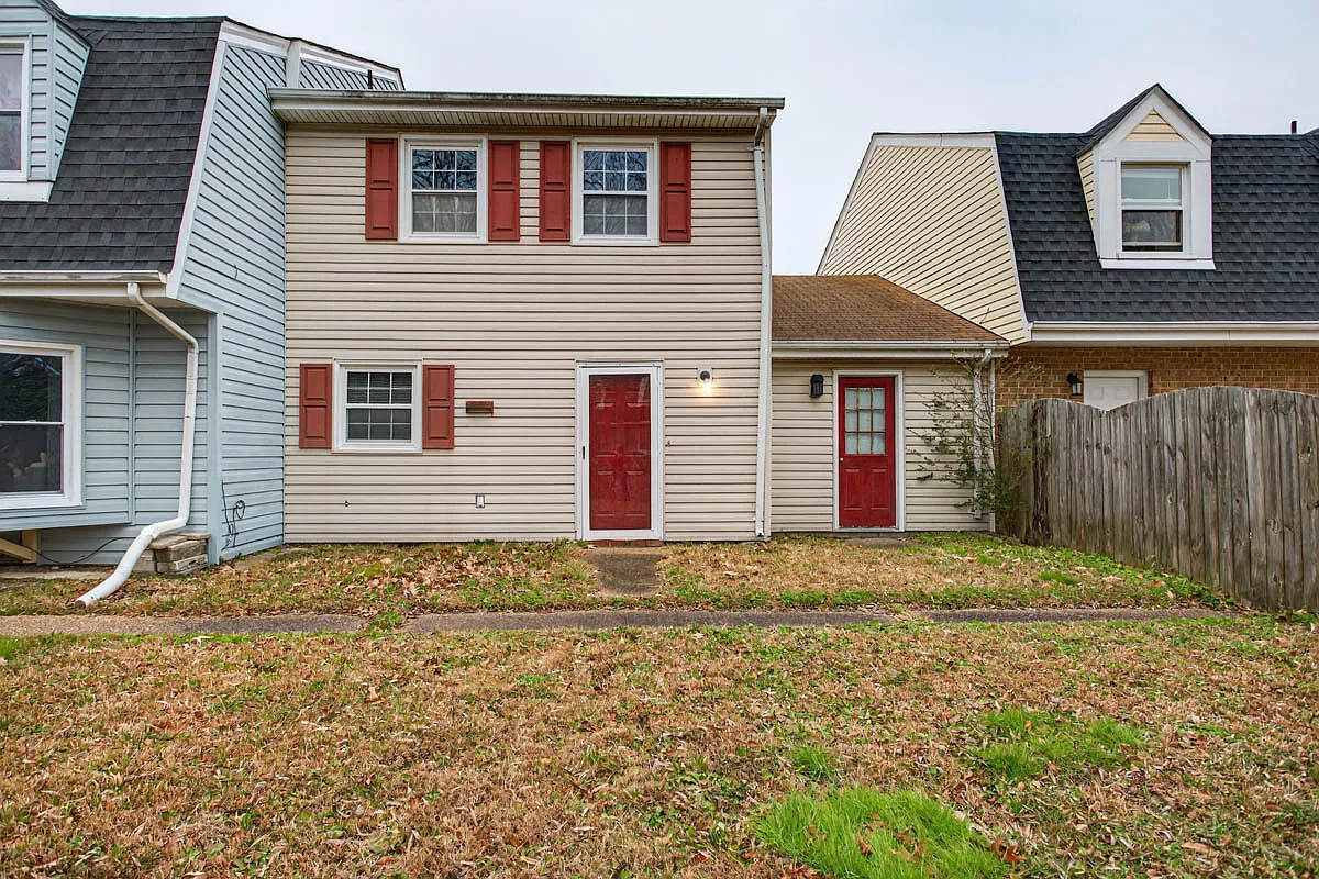 Arundel Ln, 4303 - 1 — Photo 3