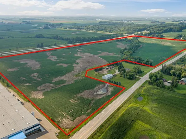 Acorn Trl, Faribault, MN 55021