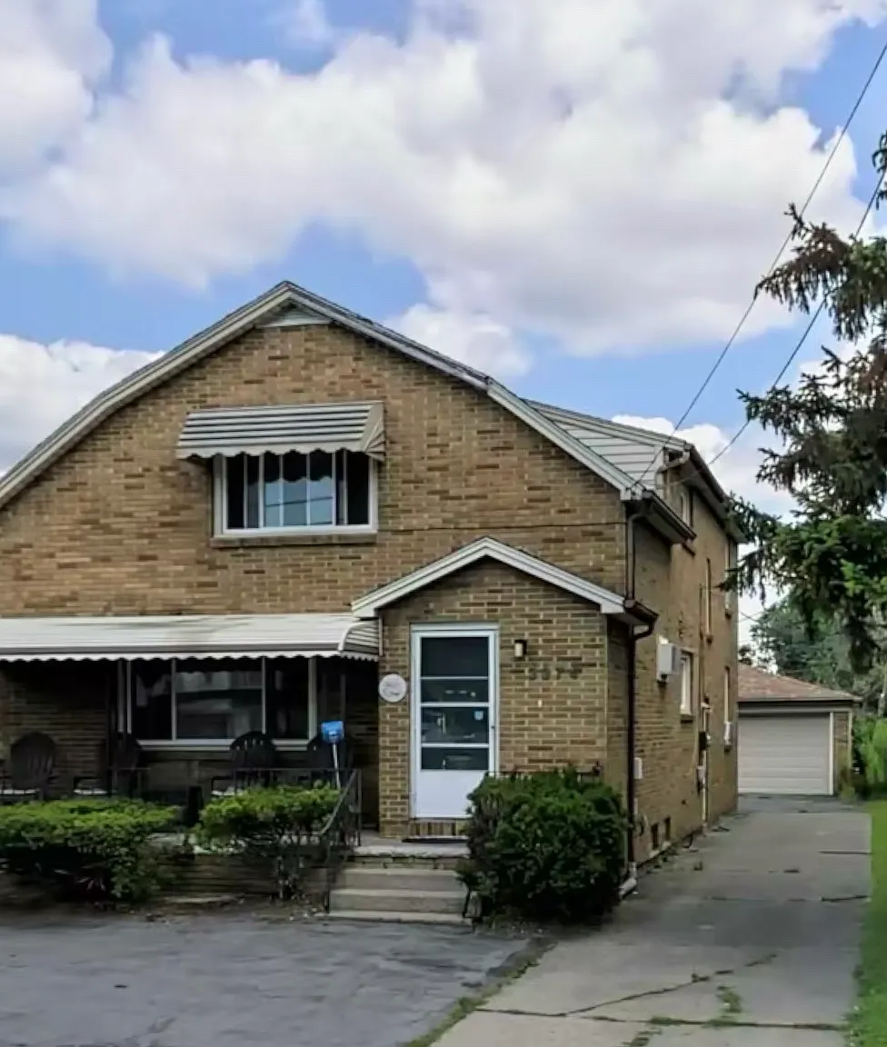 4 bed, 1280 sqft, $2,350 — Photo 2