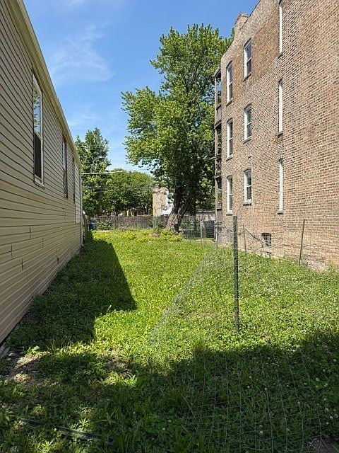 2nd image of 4338 S Wells St
