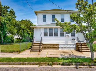 303 W Roberts Ave, Wildwood, NJ 08260
