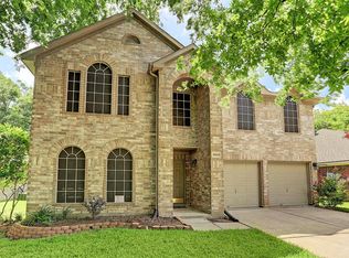 17007 Summerfield Ridge Dr, Sugar Land, TX 77498