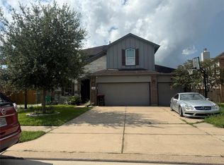 4810 Crescent Lake Cir, Baytown, TX 77521