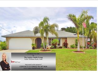 185 Mark Twain Ln, Rotonda West, FL 33947