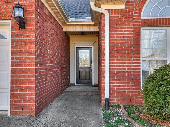2nd image of 1018 Ossabaw Court
