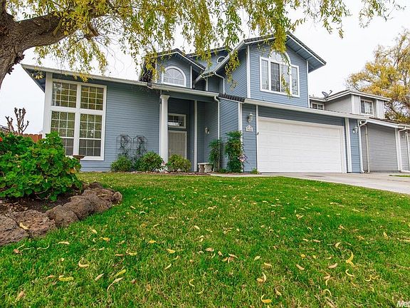 2nd image of 9444 Tuscany Cir