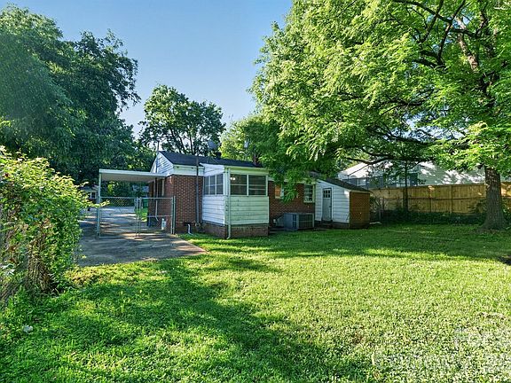 3rd image of 2505 Druid Hills Way