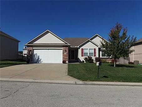 1st image of 958 NW Baytree Dr
