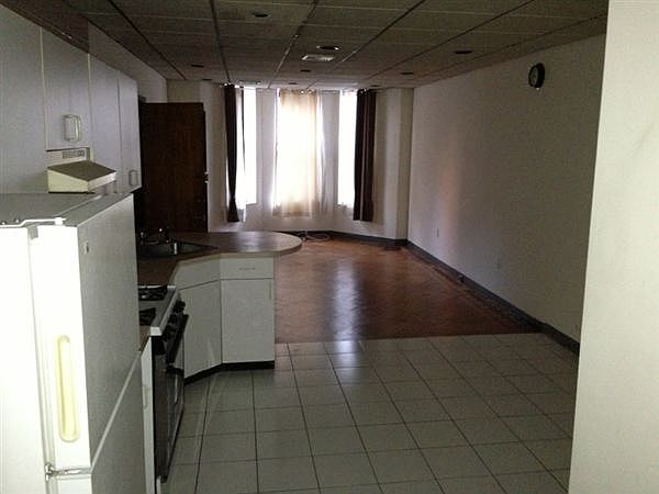 2nd image of 360 Ovington Ave