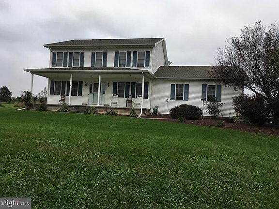2nd image of 4 Pheasant View Dr