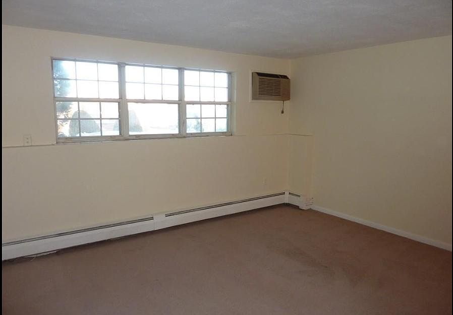 Living Room (from the front door)