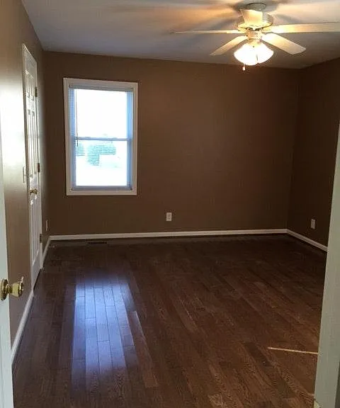 1462 Oxford Pl — Photo 12