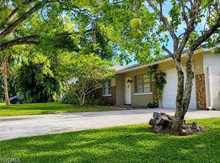 1591 Sunkist Way, Fort Myers, FL 33905