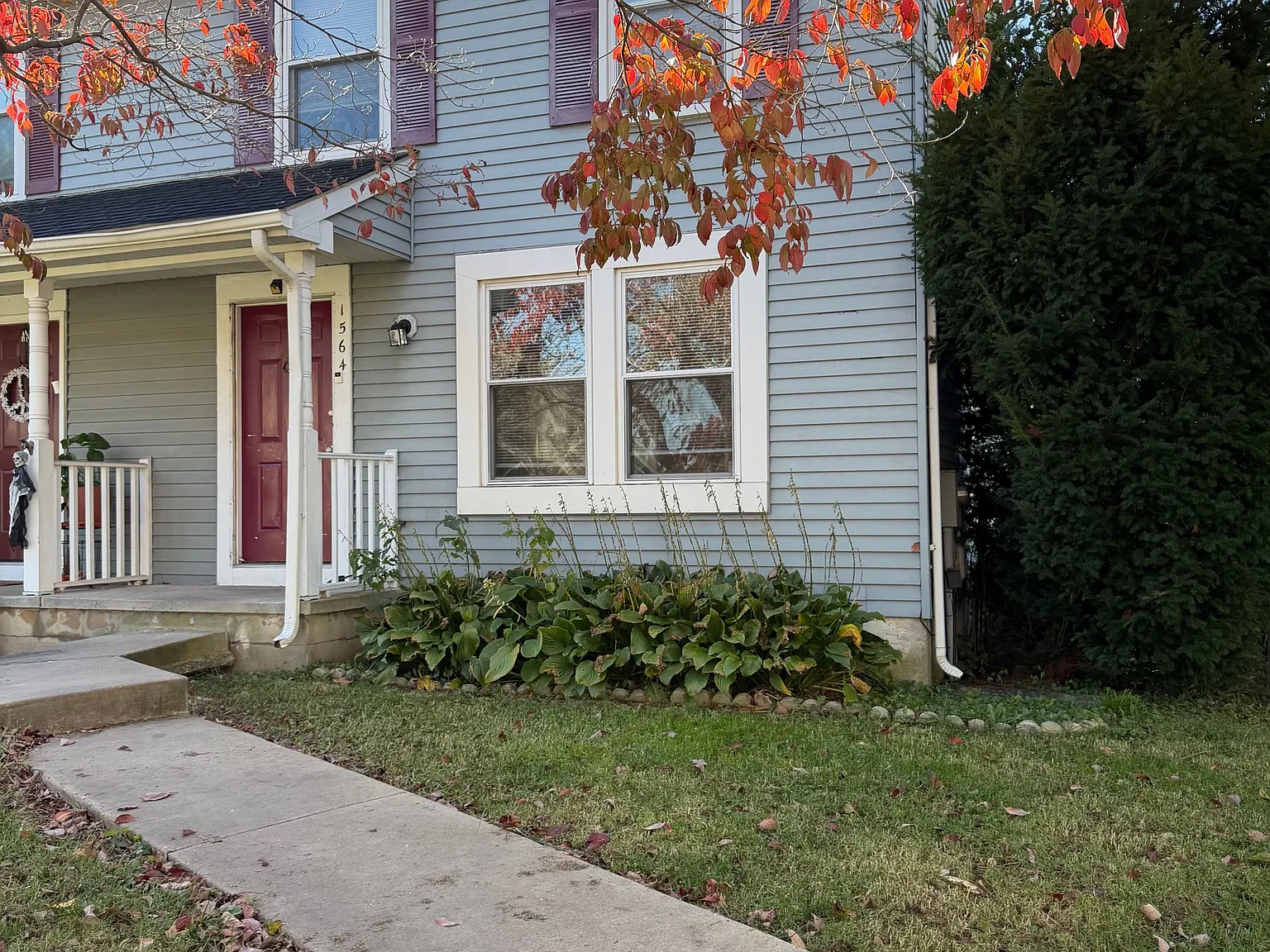 3 bed, 1400 sqft, $2,200 — Photo 3
