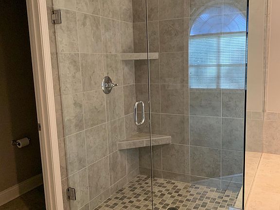 Master bedroom bathroom