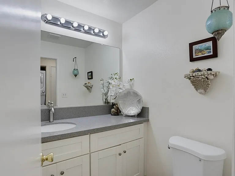 2508 Navarra Dr #403 — Photo 18