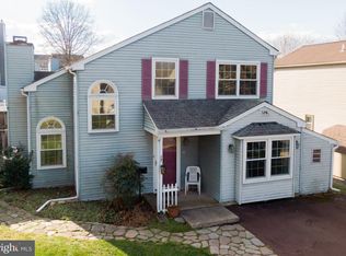 110 Spring House Ln, Telford, PA 18969