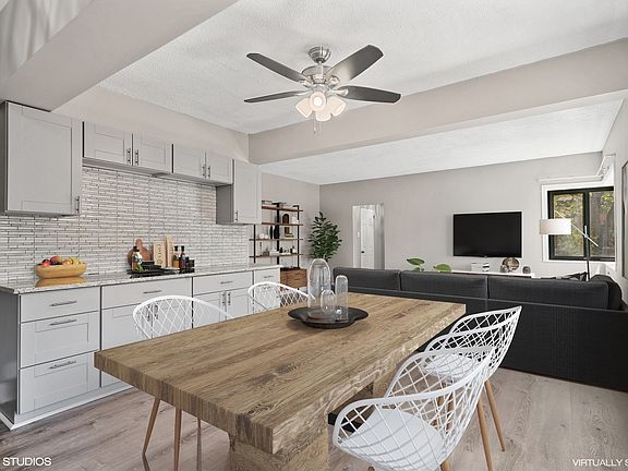 4th image of 5040 N Marine Dr APT B2