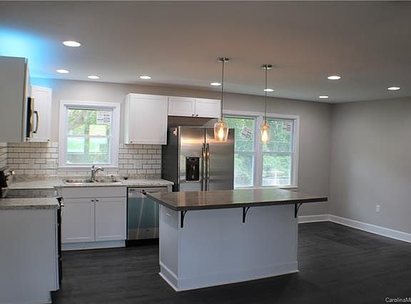 4th image of 4708 Helen Ave