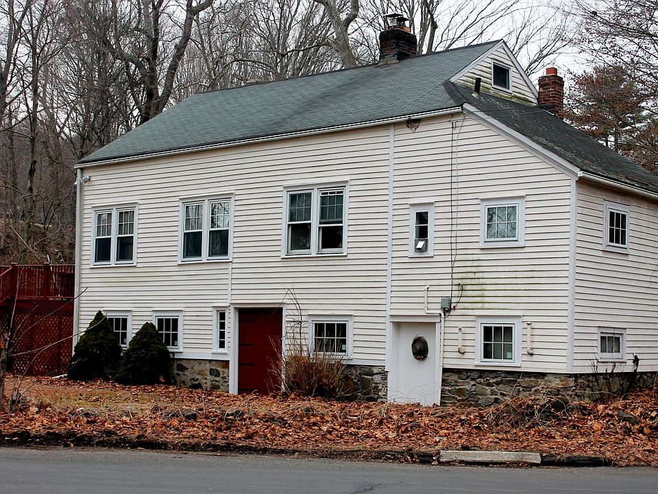 Formerly the Old Wilson's Mill. Welcome home to this adorabl