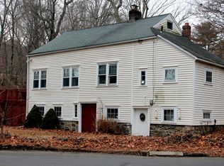 21 Hoydens Hill Rd #B, Fairfield, CT 06824