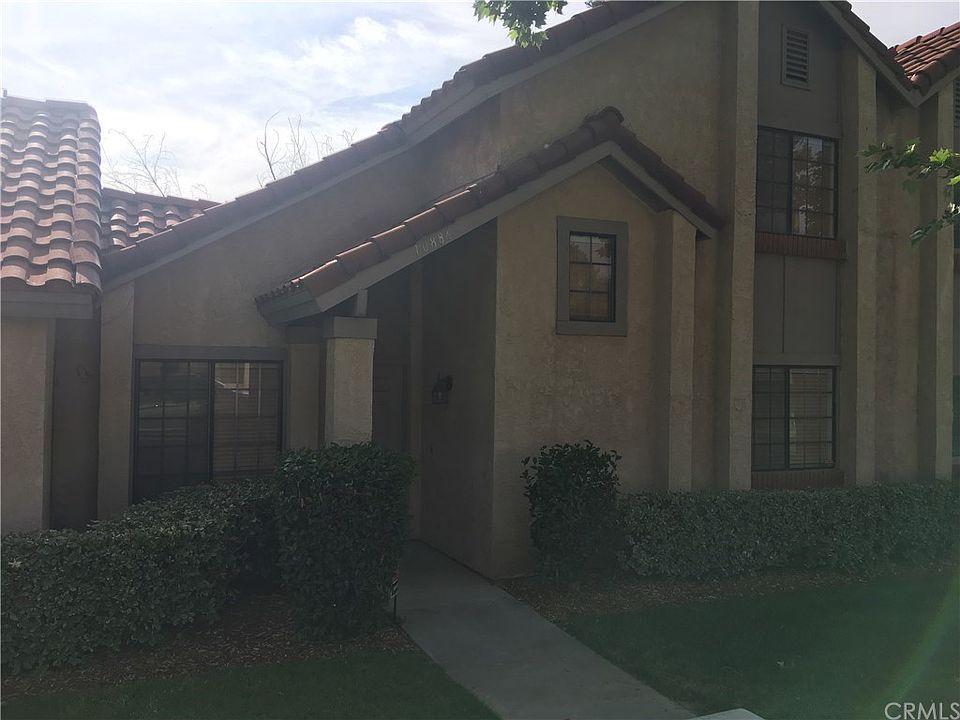 1st image of 10886 Loro Verde Ave