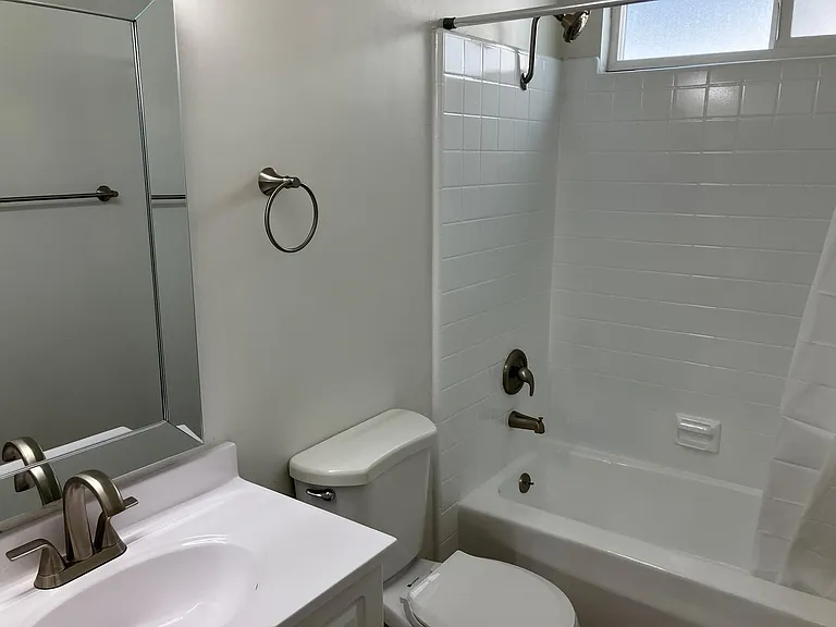 12628 Venice Blvd #1 — Photo 10
