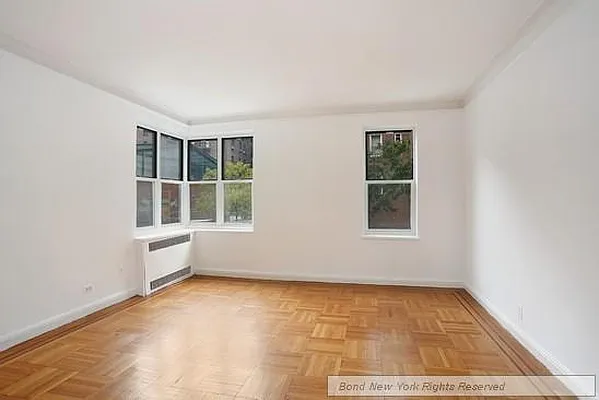 Sold by Bond New York | media 1