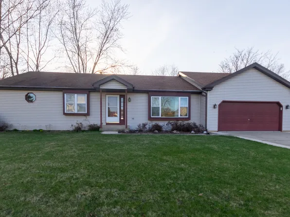 1610 Kenmore Ave, Aurora, IL 60505