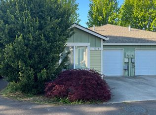 1335 NE Sunrise Ln, Hillsboro, OR