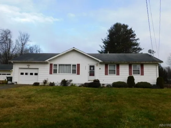 3352 Old Fluvanna Rd, Jamestown, NY 14701