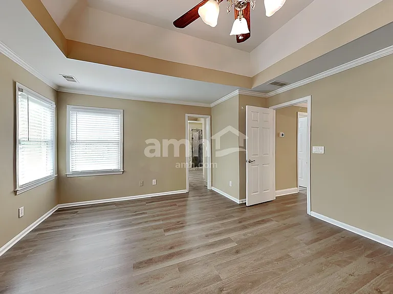 6105 Braidwood Ct — Photo 13