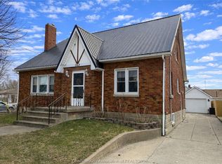 563 Murray St, Chatham Kent, ON N8A 1V9