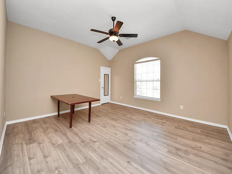 706 River Delta Ln — Photo 36