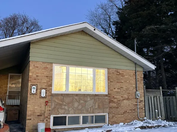 29 Penzance Dr #Basement, Toronto, ON M1K 4Z4