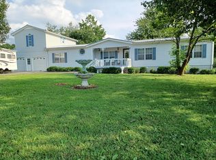 194 Sheldon Young Ln, Gainesboro, TN 38562