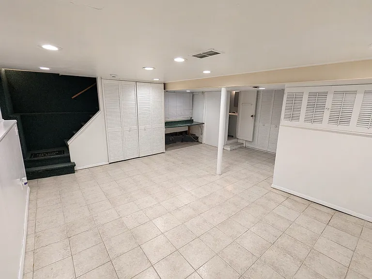 93 Elycroft Pkwy — Photo 17