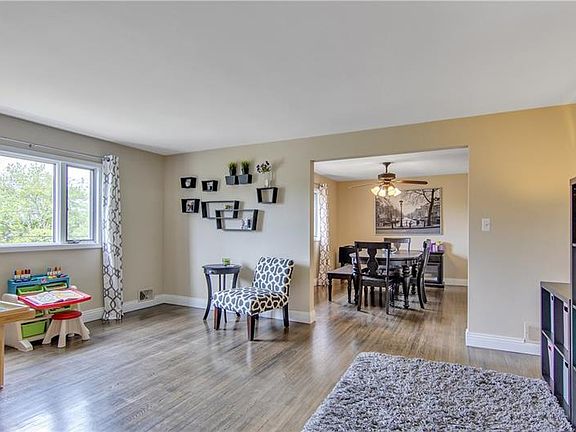 2nd image of 3012 Ponderosa Dr