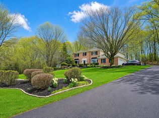12 Raven Dr, Chadds Ford, PA 19317